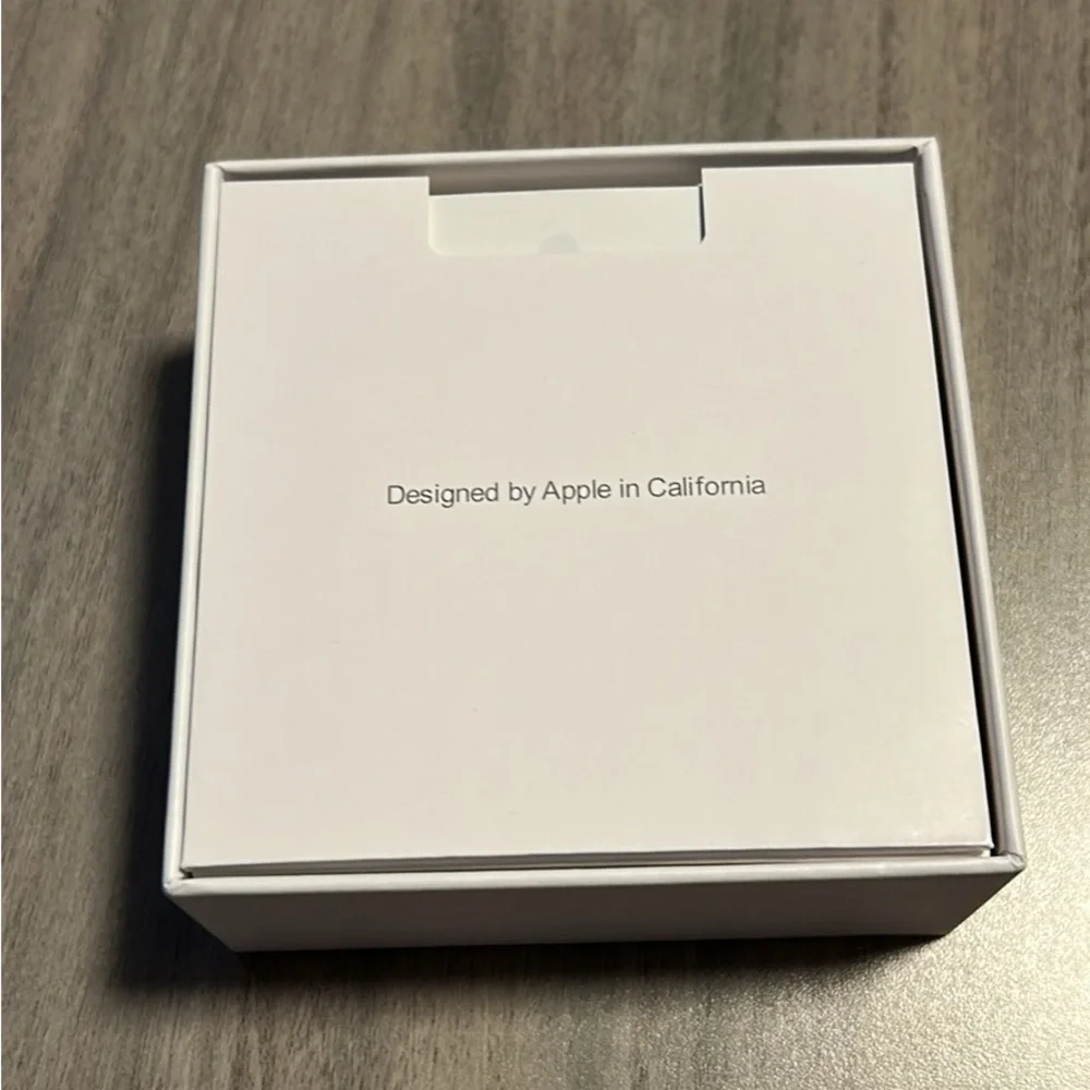 Apple AirPods Pro with MagSafe Charging Case